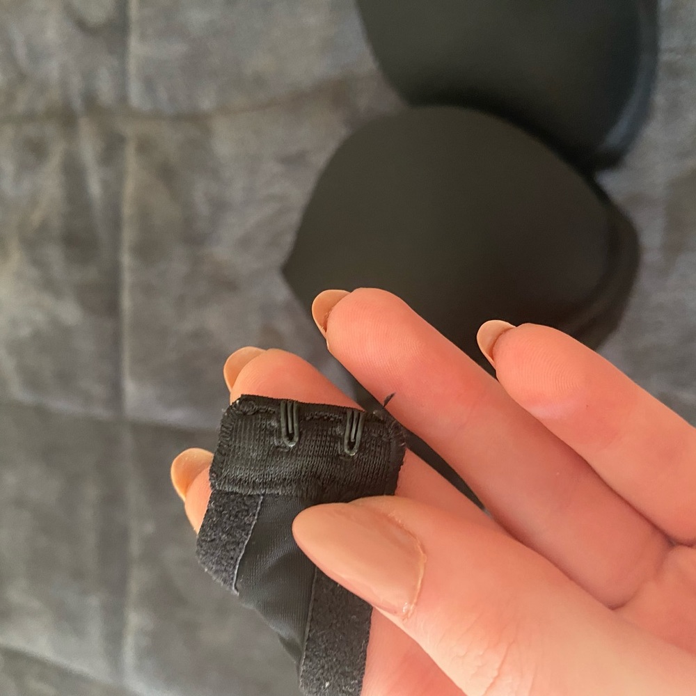 Black Victoria’s Secret Bra - Picture 3 of 5